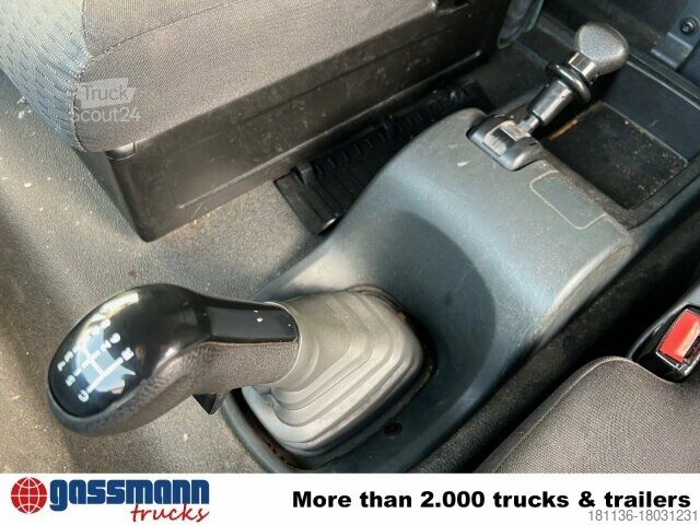 Autocamion cu caroserie tip cutie MAN TGL 12.250/340 4X2 BL mit Dhollandia LBW, 42 cbm