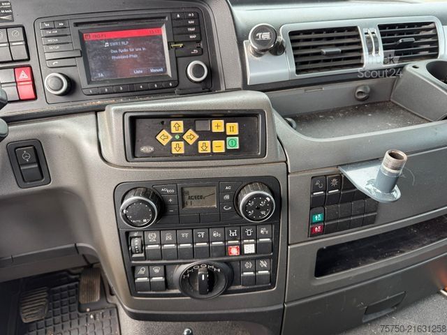 Otro MAN TGS 28.400  6x4-4 Atlas Kran, Funk, Meiller,