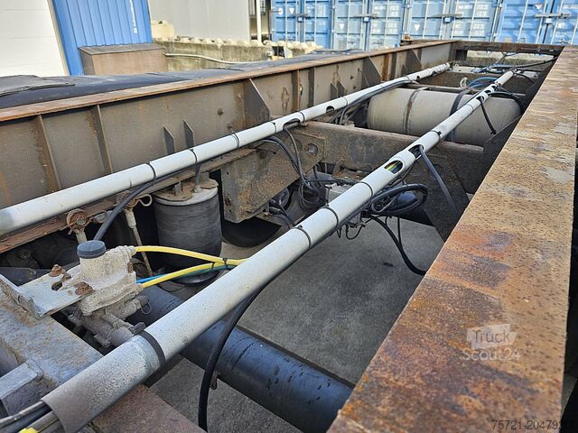 Transport de conteneurs PACTON T3-007