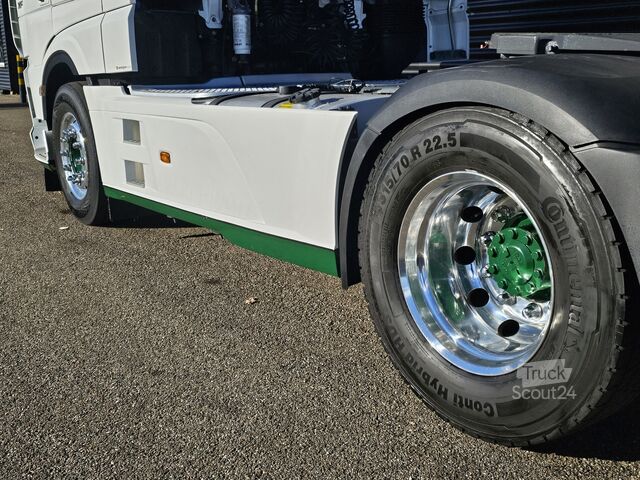 Standard-SZM DAF XF 480 4x2 SSC / RETARDER / SPECIAL INTERIOR