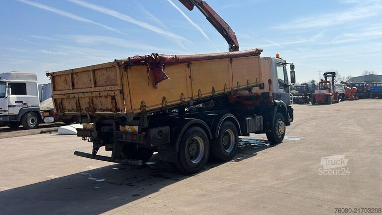 3-puoleinen kippauslaite Iveco Eurotrakker 260 E 34 (POMPE MANUELLE / MANUAL P...