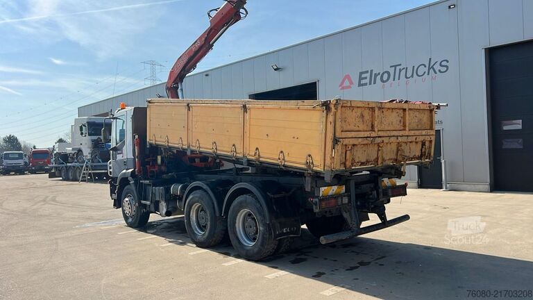 3-puoleinen kippauslaite Iveco Eurotrakker 260 E 34 (POMPE MANUELLE / MANUAL P...