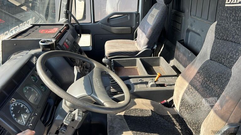 3-puoleinen kippauslaite Iveco Eurotrakker 260 E 34 (POMPE MANUELLE / MANUAL P...