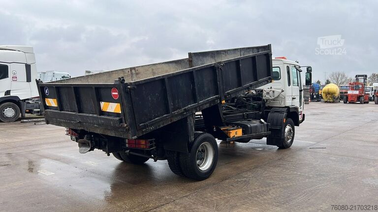 Ribaltabile Volvo FL 6 - 15 (MANUAL PUMP / POMPE MANUELLE / LAMES...