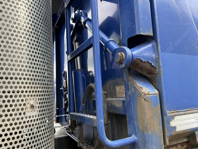 Kipper LKW Mercedes-Benz Axor 3243 3-Seiten-Kipper
