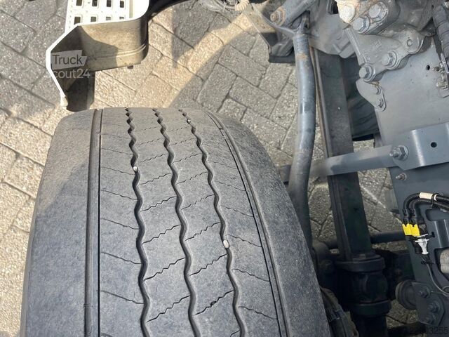 Standard-SZM DAF 530 2018, ACC, NAVI