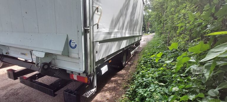 Φορτηγό με καρότσα & μουσαμά Iveco 70C18HA8/P