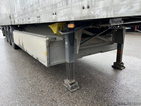 Ανοιχτό ημιρυμουλκούμενο με μουσαμά SCHMITZ SCB, GETRäNKEAUFLIEGER, LIFTACHSE,  PALETTENKASTEN, XL-ZERTIFKAT