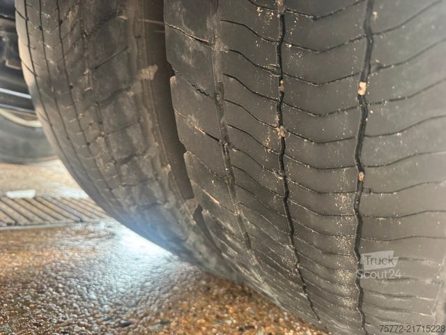 Standard SZM MAN TGX XXL 18.510 4X2 LL SA - 195.000km!