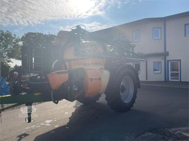 Pulvérisateur agricole Amazone UX5200 24m Neuer Preis!