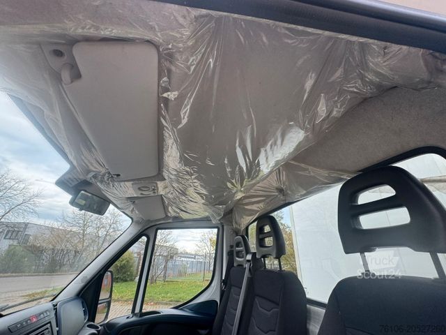 Koelwagen met geïsoleerde laadbak IVECO Daily 35C18 TiefKühlkoffer Maxicargo *2 Stück*