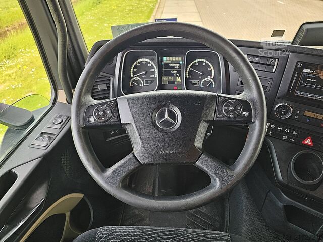 Standaard trekker MERCEDES-BENZ ACTROS 1843