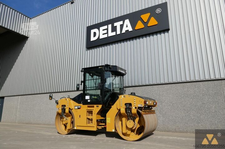 Rouleau tandem Caterpillar CB10