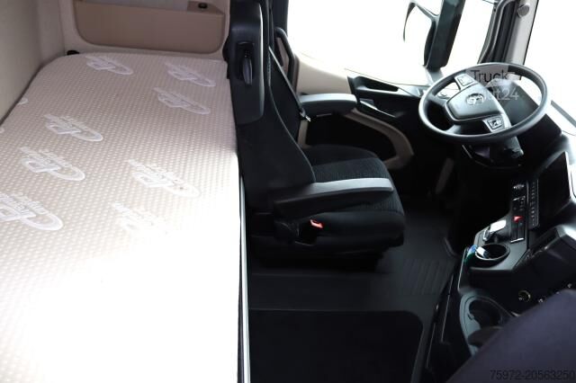 Kamion z zamenljivo nadgradnjo Actros 1842 L nR BDF Volumen