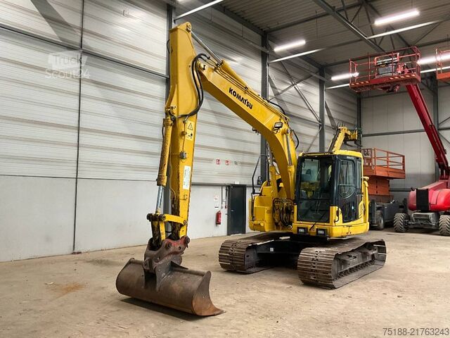 Paletli ekskavatör Komatsu PC 138 US-11