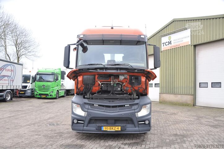 Koukkuvarsijärjestelmä Mercedes-Benz Actros 2548 6X2 + HIAB MULTI LIFT HAAKARM 21T