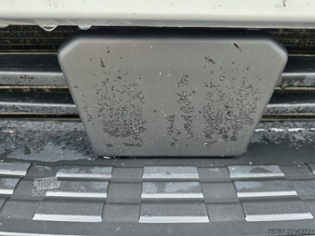 Yüksek tavanlı panelvan IVECO 35S16 HiMatic, Klima Automat, 1+2 Sitzer, AHK