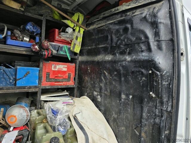 Yüksek tavanlı panelvan IVECO 35S16 HiMatic, Klima Automat, 1+2 Sitzer, AHK