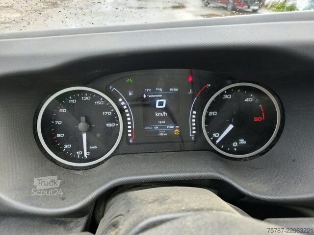 Yüksek tavanlı panelvan IVECO 35S16 HiMatic, Klima Automat, 1+2 Sitzer, AHK