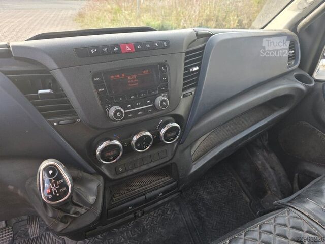 Yüksek tavanlı panelvan IVECO 35S16, 1+2 Sitzer, Klima Automat, Trennwand, AHK