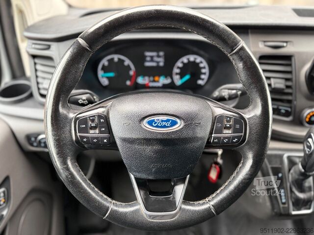 Furgão de painéis FORD Transit Custom 2.0 TDCi L1H1 Trend Automatik