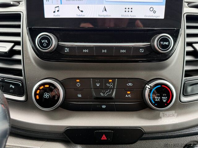 Furgão de painéis FORD Transit Custom 2.0 TDCi L1H1 Trend Automatik