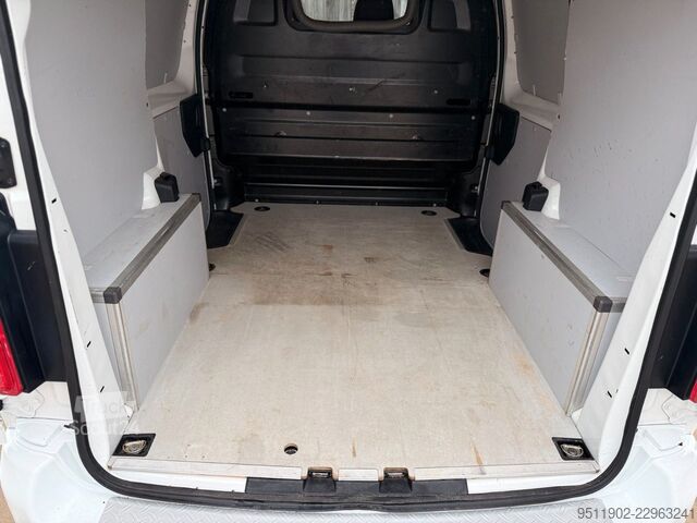 Skåpbil Citroën Jumpy 1.6 BlueHDi 95 Club XS L1H1 Klima Navi AHK