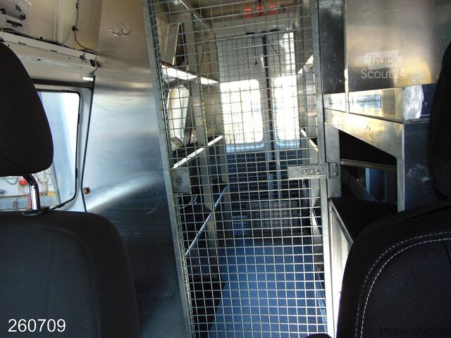 Фургон с высокой крышей VW T6.1 Transporter 2.0 TDI DSG L2H3 Klima-Navi-Kam