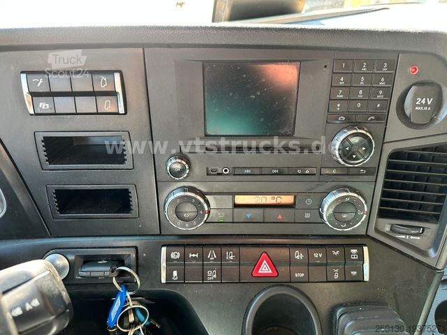 Шасі вантажівки MERCEDES-BENZ Actros 1833 4x2 Fahrgestell Euro6