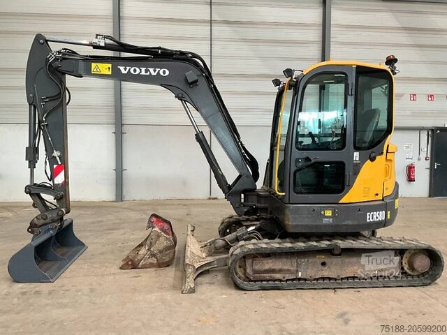Miniexcavadora Volvo ECR 58 D