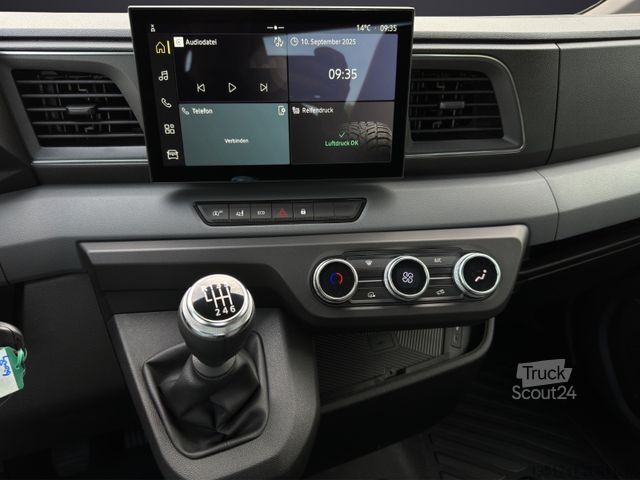 Autotransporter varevogn RENAULT Master Abschleppwagen AHK 3,5 VDI 2700