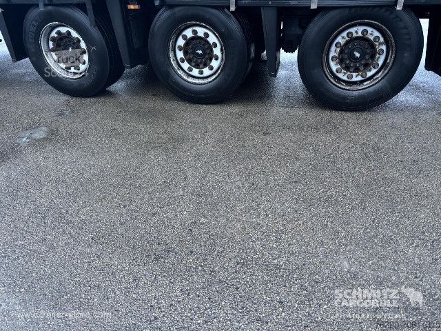 Open semitrailer with tarp Schmitz Cargobull Semitrailer Curtainsider Mega