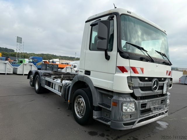 Мусоровоз MERCEDES-BENZ Actros 2532 MP 3 Faun Frontlader 533 Waage