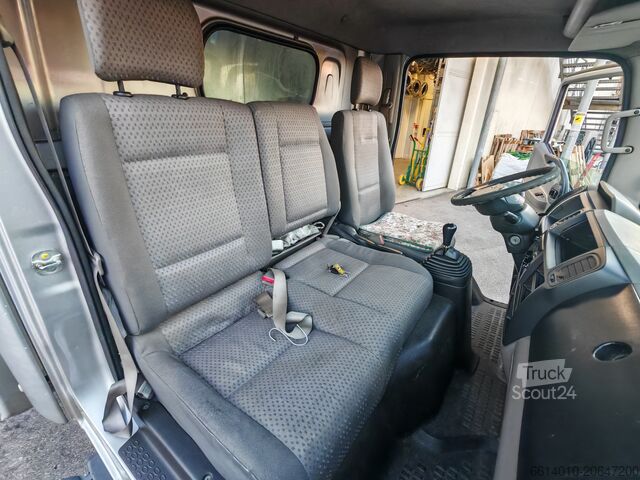 Tovornjak s samooskrbnim vozilom Nissan Cabstar