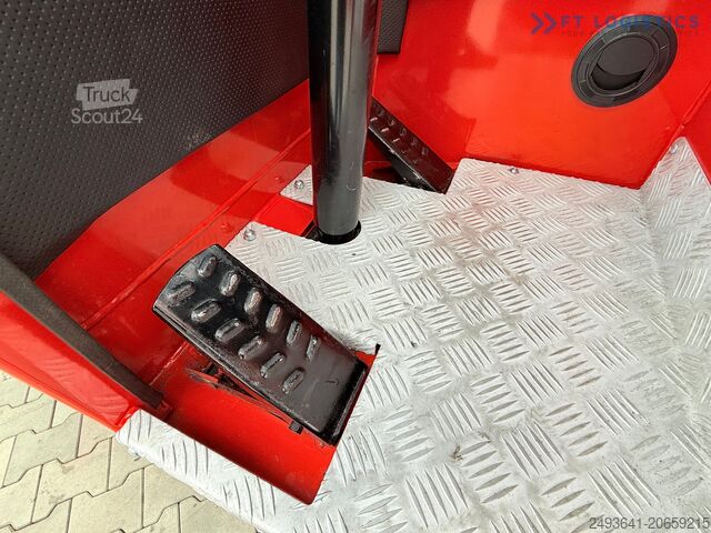 4-utas targonca Combilift C4000 / TRIPLEX / 9300MM / GAS / TOP1