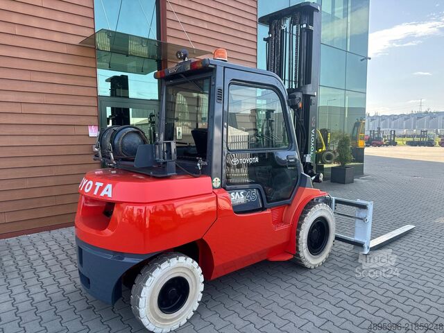 Motostivuitor Toyota 7FG40/Positioner+sideshift/new price