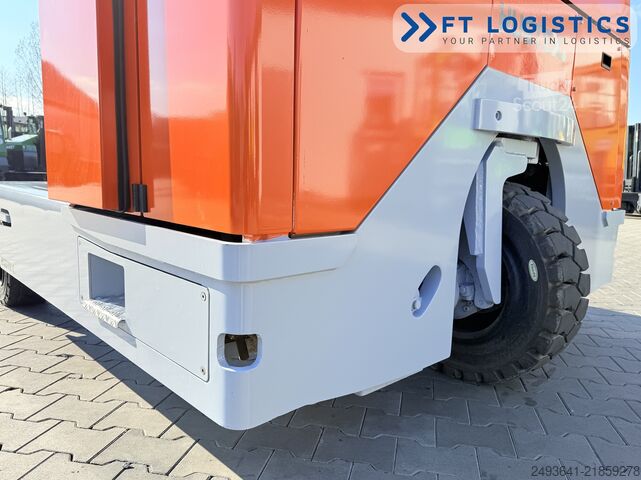 Fireveis truck Hubtex DQ45G DUPLEX 5000 FORK-POSITIONER CABIN