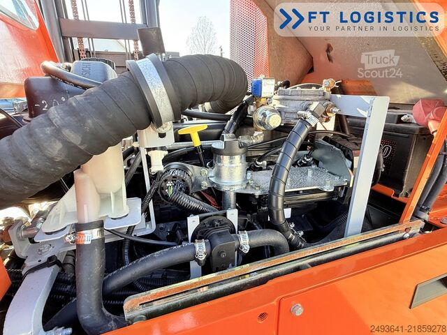 Fireveis truck Hubtex DQ45G DUPLEX 5000 FORK-POSITIONER CABIN