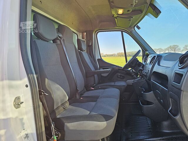 Bakwagen RENAULT MASTER 2.3 Bakwagen Laadklep!