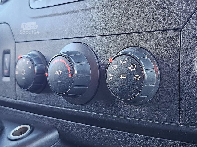 Bakwagen RENAULT MASTER 2.3 Bakwagen Laadklep!