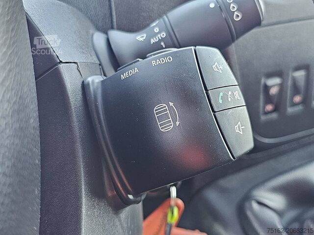 Bakwagen RENAULT MASTER 2.3 Bakwagen Laadklep!