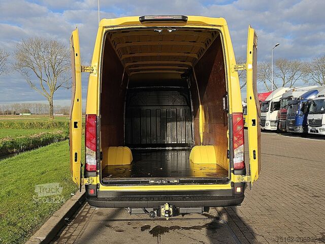 Универсал с высокой крышей IVECO DAILY 50C18 3.0Ltr Maxi 180Pk!