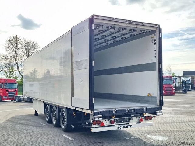Gekoeld/bevroren transport Schmitz Cargobull SCB*S3B - Frigo Schmitz - Hooks/Rohrbahnen/Vlee...