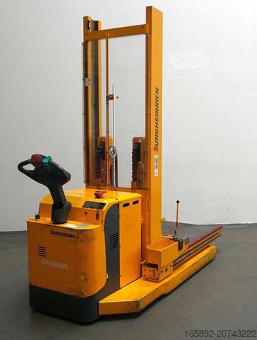 Rankinis krautuvas Jungheinrich EJB 335