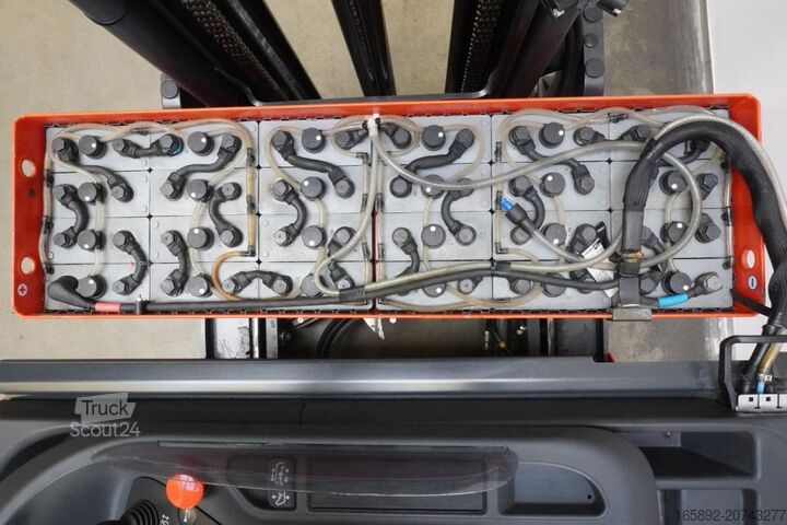 Wózek wysokiego składowania Linde R 10 B 1120