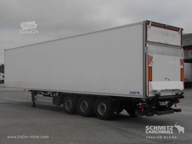 Box semitrailer Schmitz Cargobull Semitrailer Dryfreight Standard Bakløfter