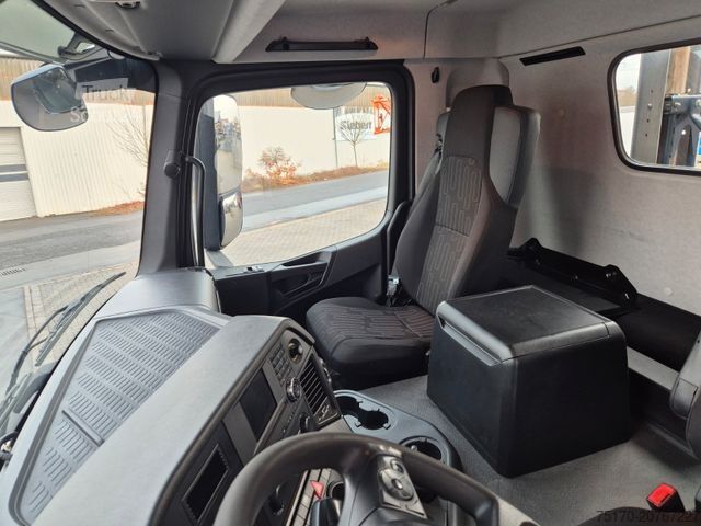 Pašizgāzējs kravas automašīna MERCEDES-BENZ Arocs 1840 AK 4x4 Meiller Retarder AHK