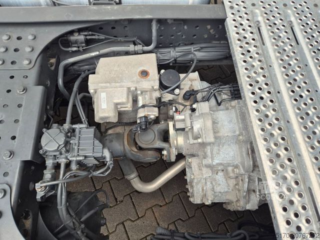 Standart çekici ünitesi MERCEDES-BENZ Actros 1848 LS Öl-Retarder Standklima