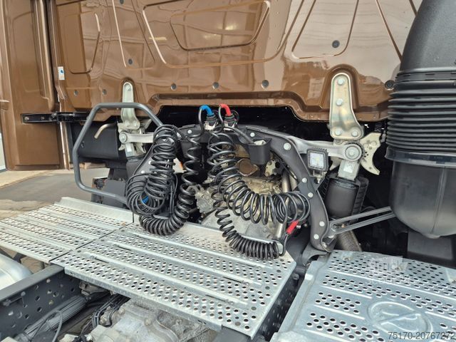 Standart çekici ünitesi MERCEDES-BENZ Actros 1848 LS Öl-Retarder Standklima