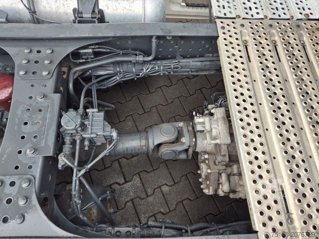 Standard SZM MERCEDES-BENZ Actros 1845 LSnRL Standklima Vollspoiler